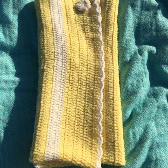 Handmade Crochet Yellow & White Stripe BabyBlanket - Picture 5 of 5